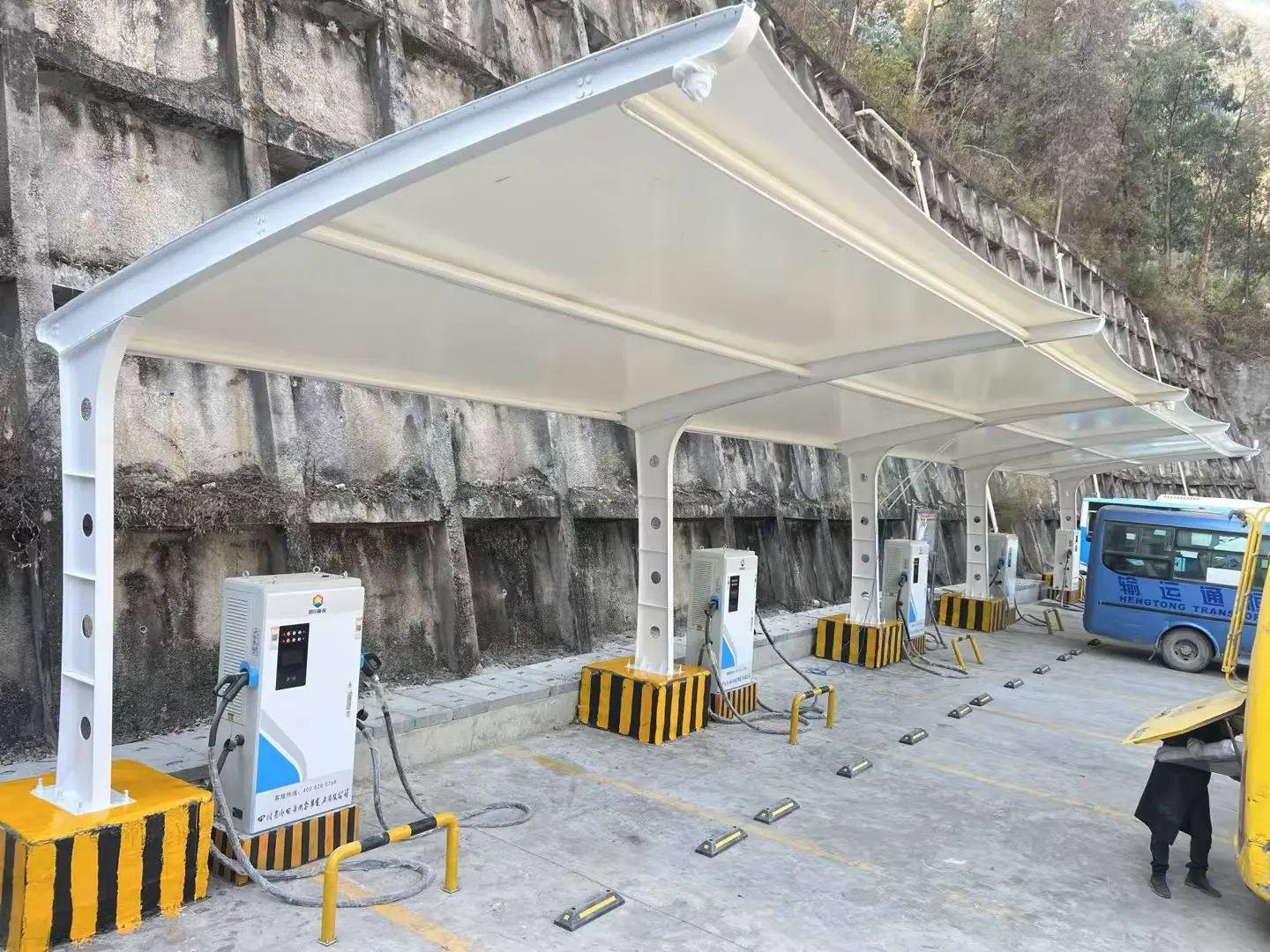 贵州大方园区停车棚采购:为什么“省”在前面的钱,最后都花在了后面?